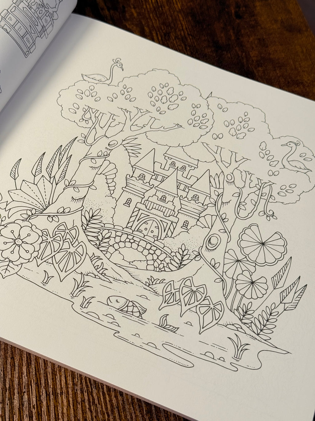 Mundos Mágicos: Una fantástica Aventura para colorear | Libro para adultos