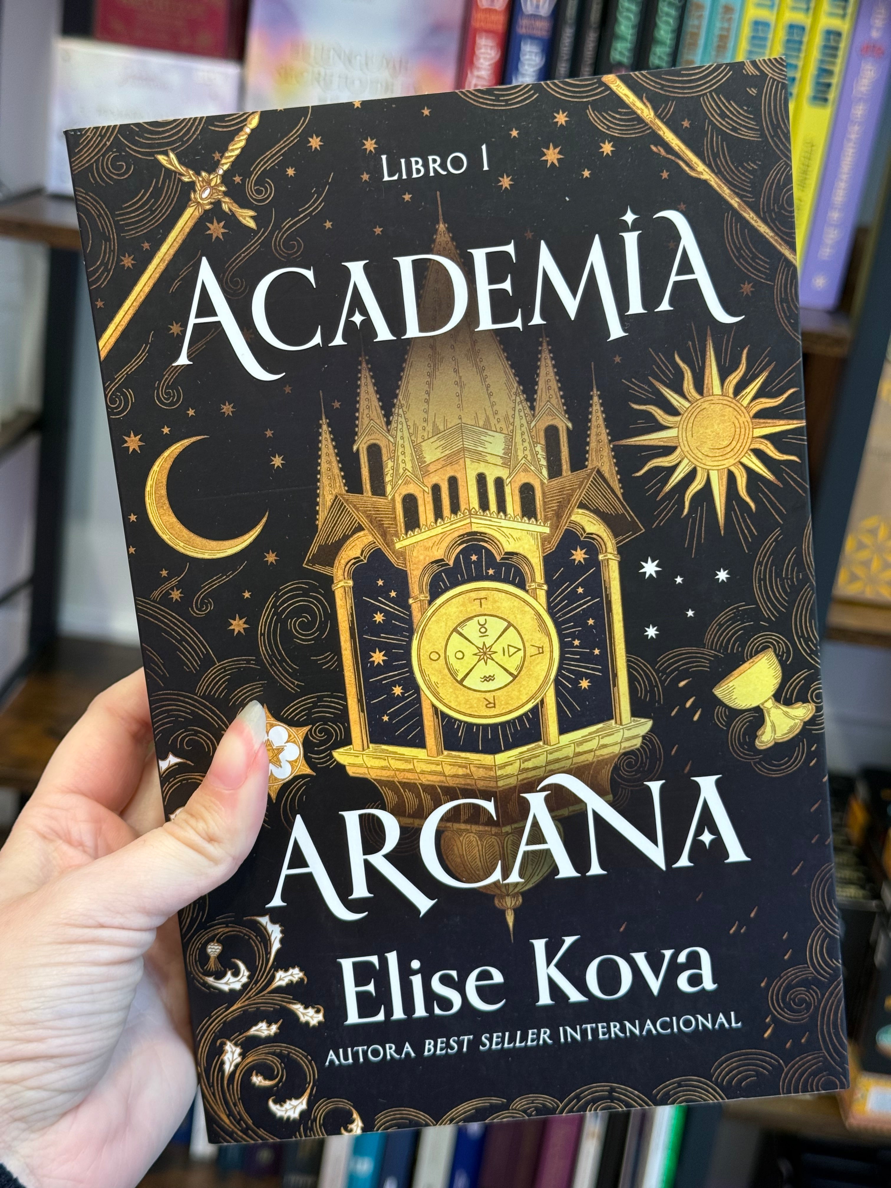 Academia Arcana| Primer Libro