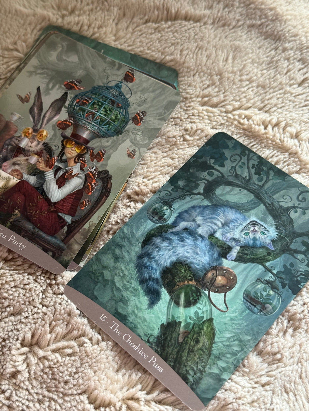 Oráculo Alicia en el País de las Maravillas | Libro en Español