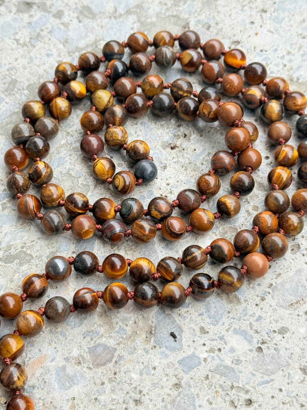 Japa Mala Ojo de Tigre 108 cuentas | Impulso del valor y enfoque inquebrantable
