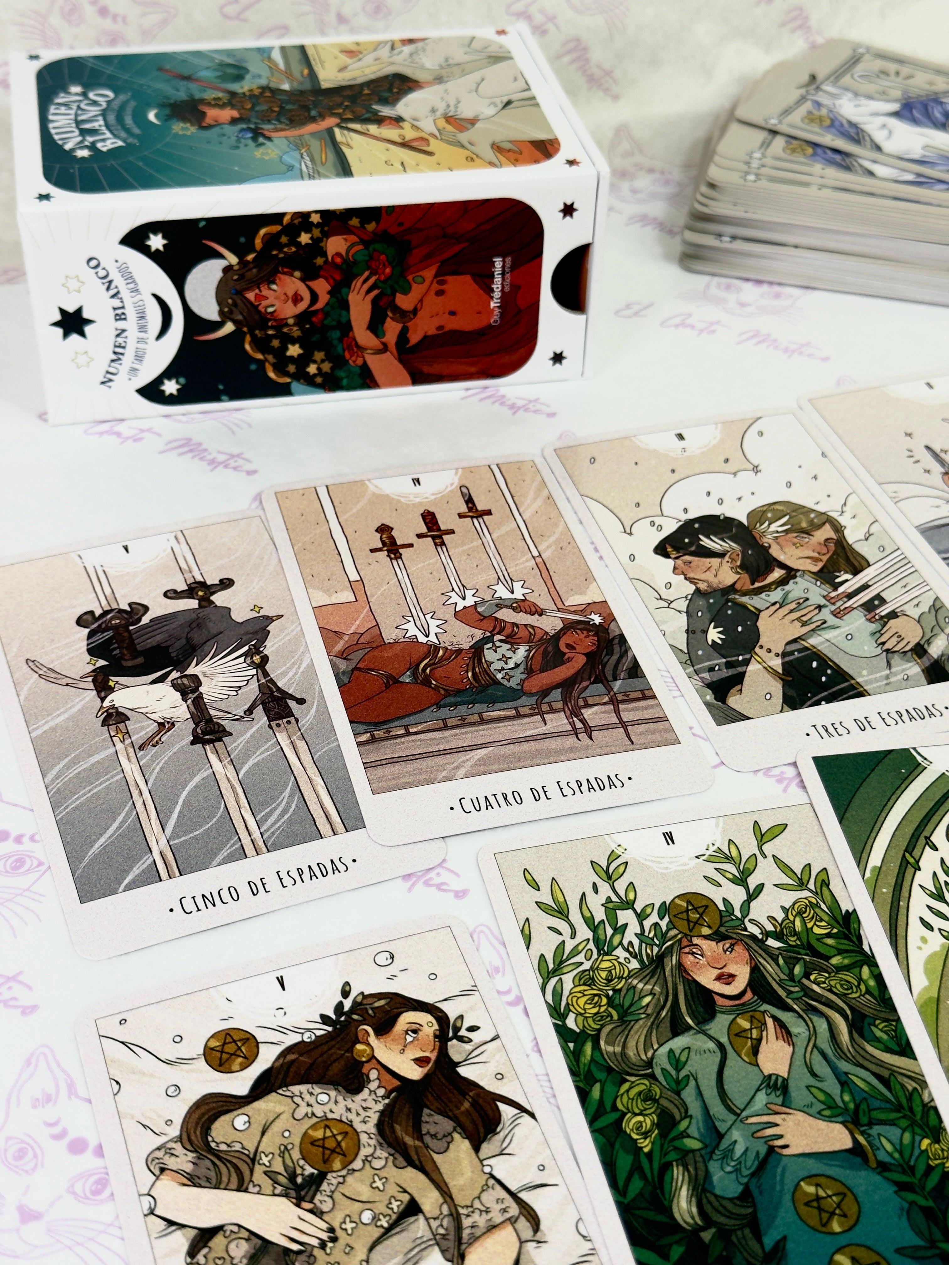 Tarot Numen Blanco | Un tarot de Animales Sagrados