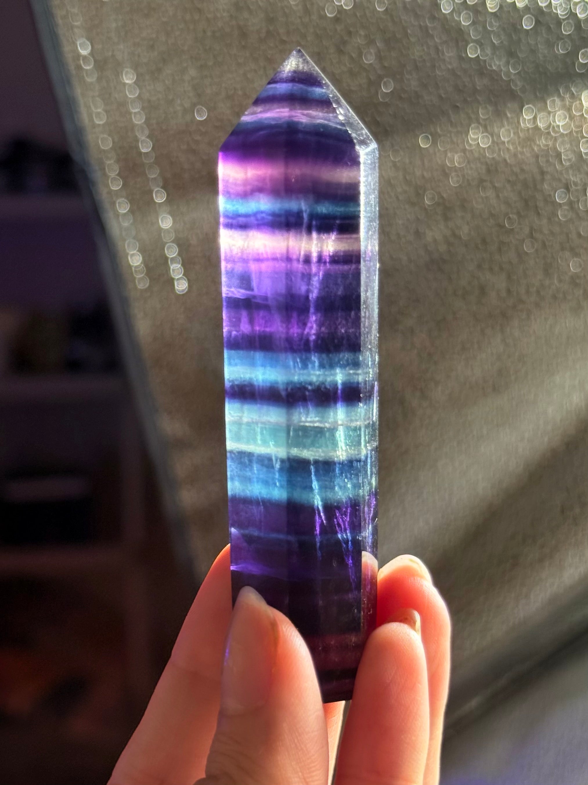 Generador de Fluorita Arcoíris | Estructura y Protección Mental