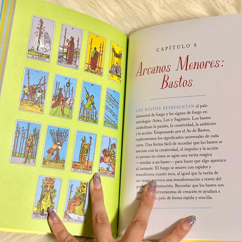 Guided Tarot: Beginner's Guide, Card Meanings with Spreads and Intuitive Exercises for Fluent Readings