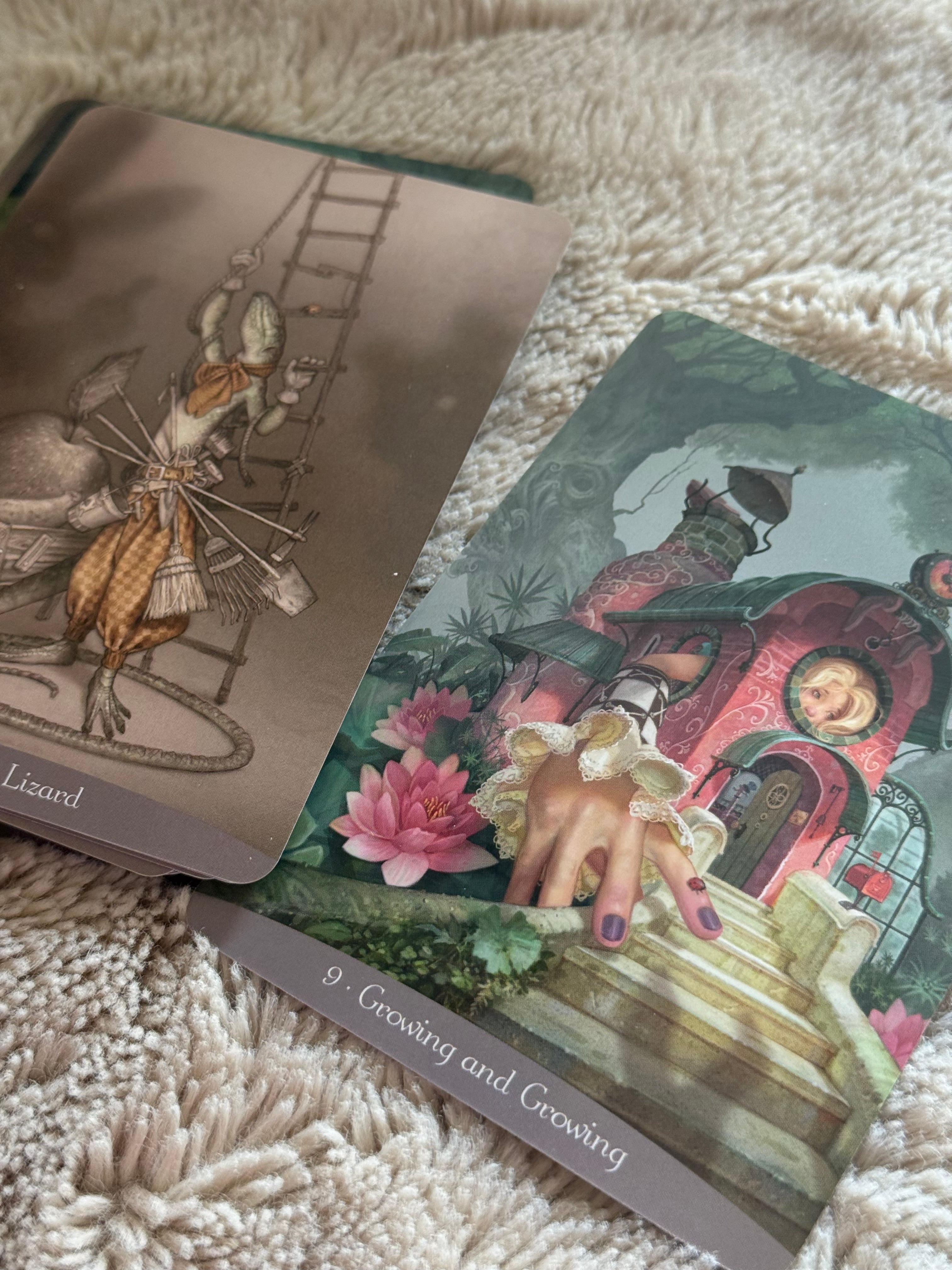 Oráculo Alicia en el País de las Maravillas | Libro en Español