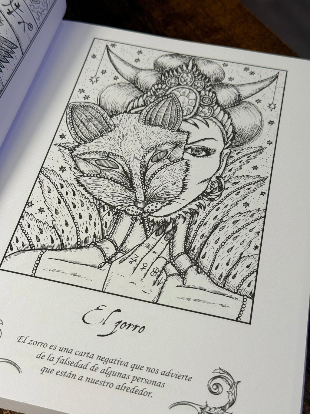 Colorea lo Oculto | Libro de colorear para adultos