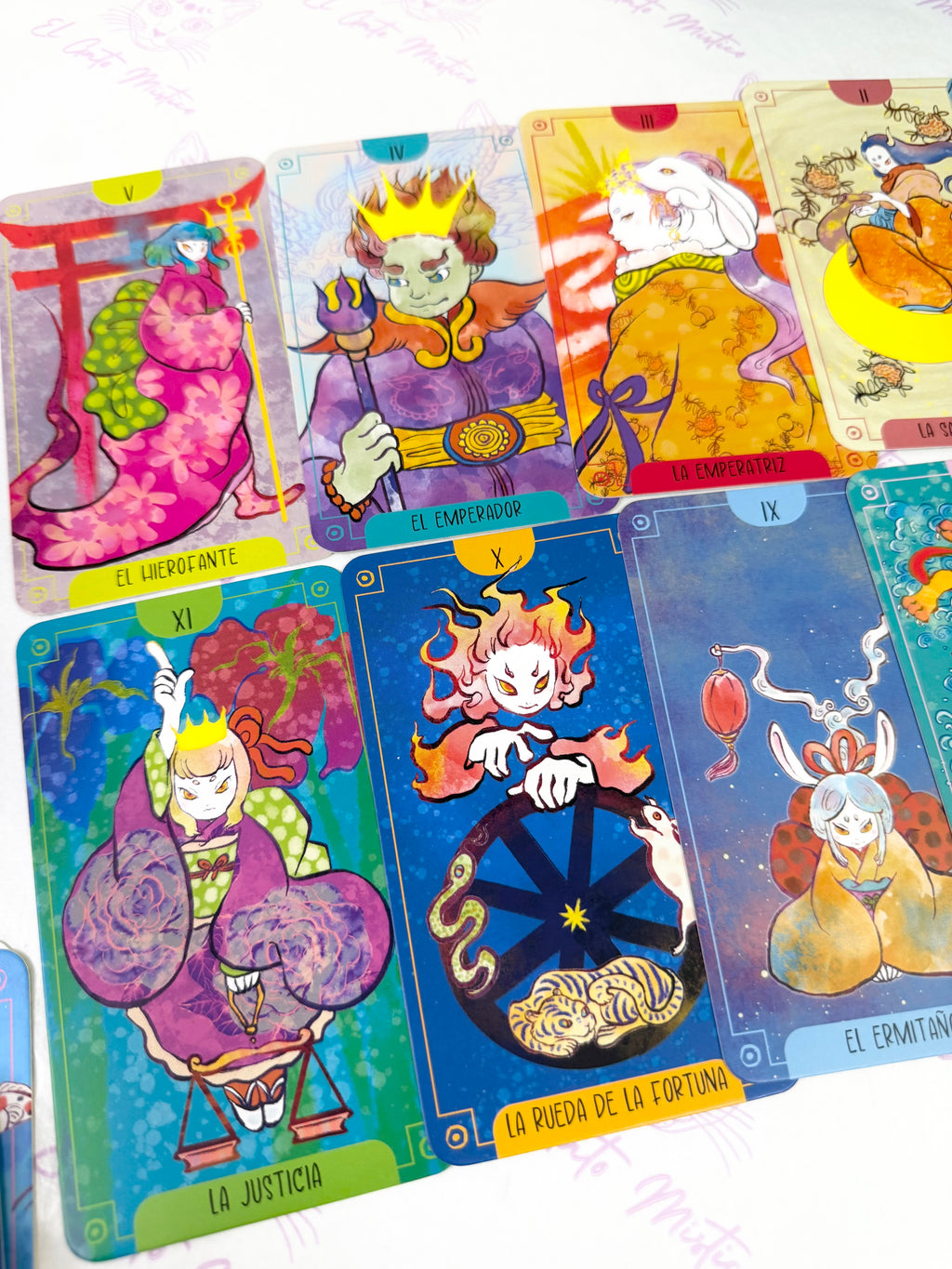 El Tarot del Mundo Flotante | Estuche cartas + Guía