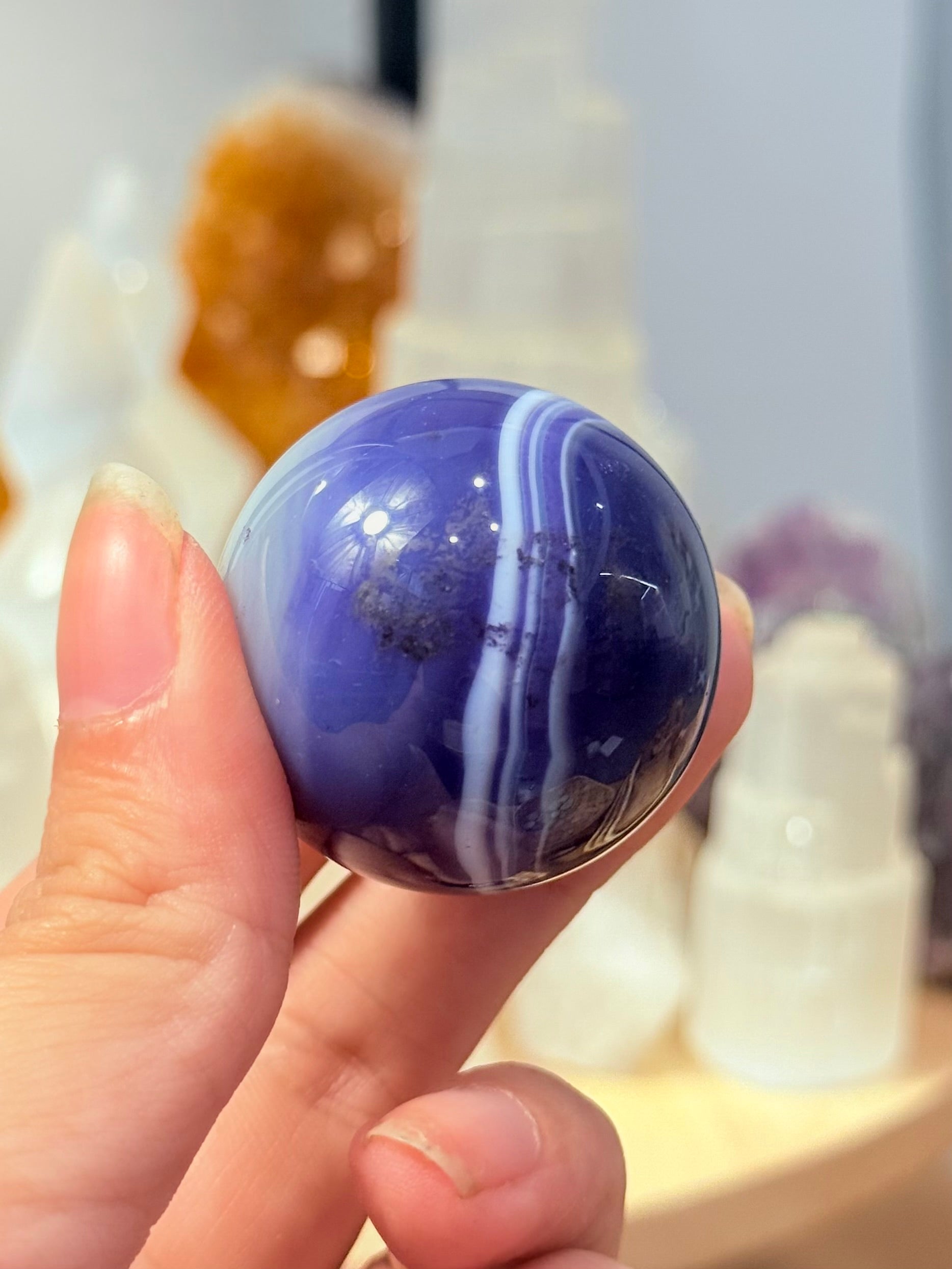 Esfera de Ágata Azul teñida | Comunicación y Serenidad