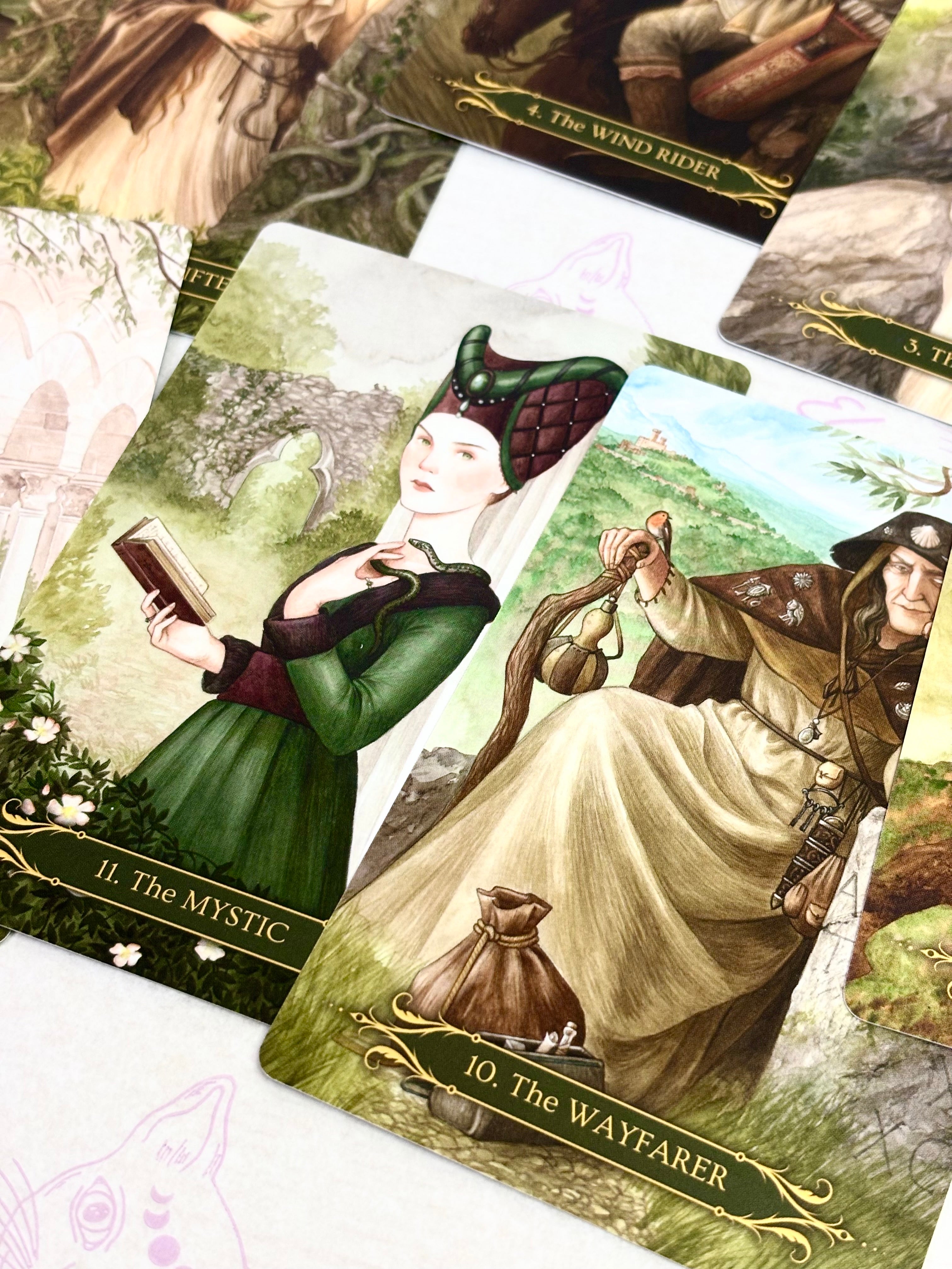 Oráculo A Compendium of Witches | Cartas+libro en 4 idiomas