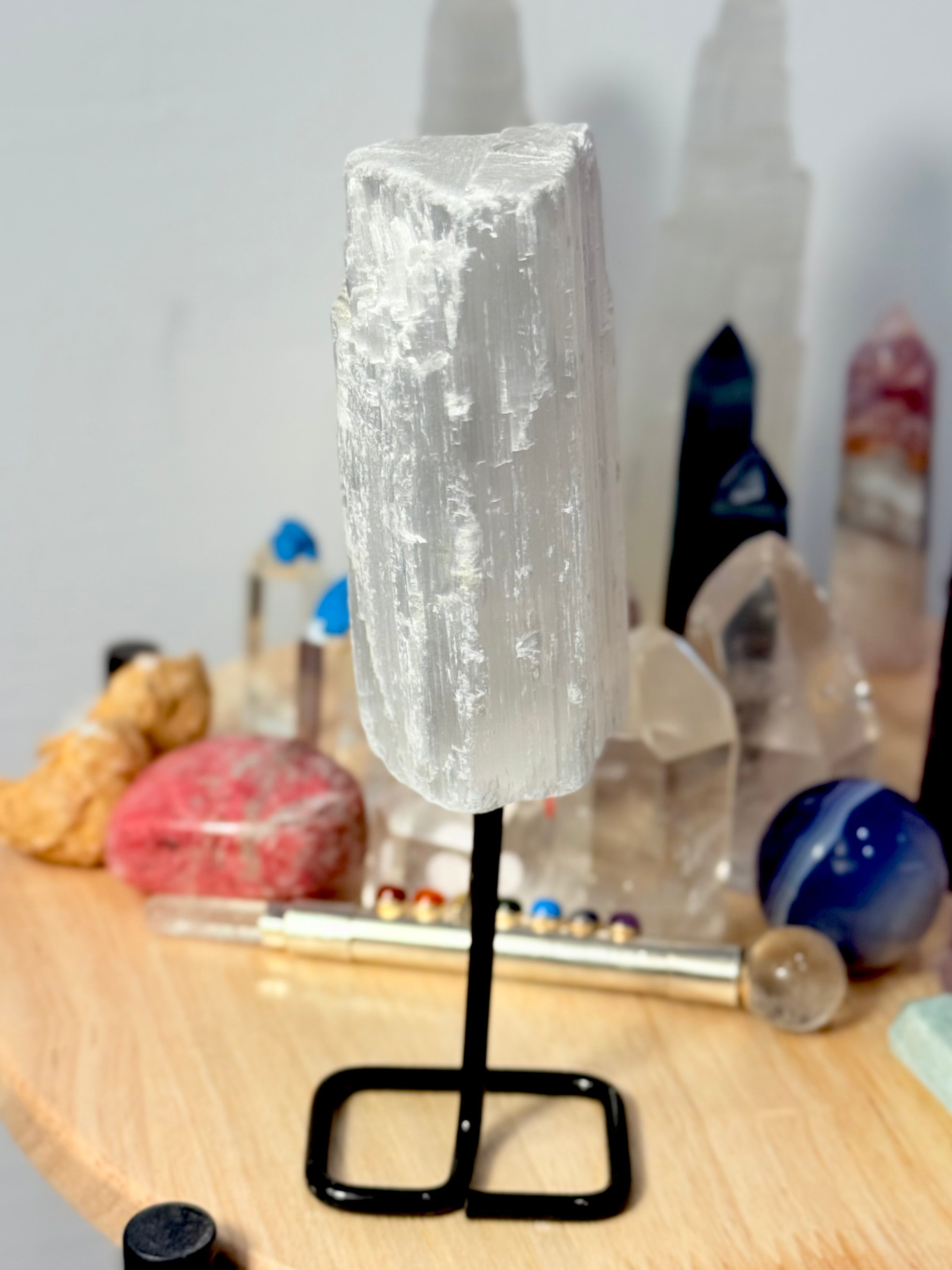 Selenita con Peana | Purificación y Calma | Pieza única