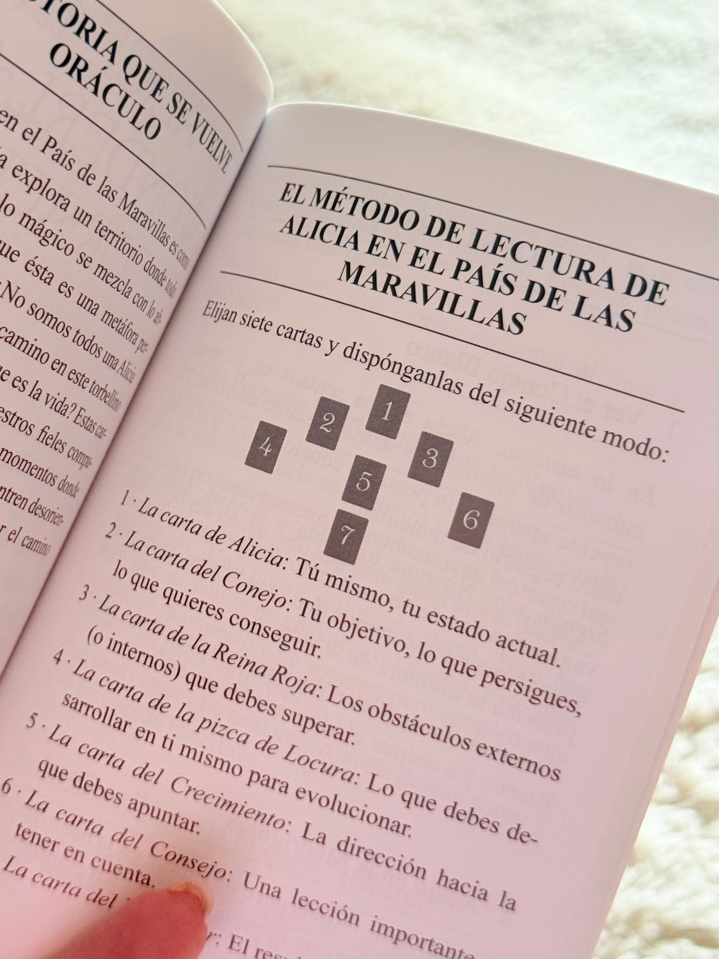 Oráculo Alicia en el País de las Maravillas | Libro en Español