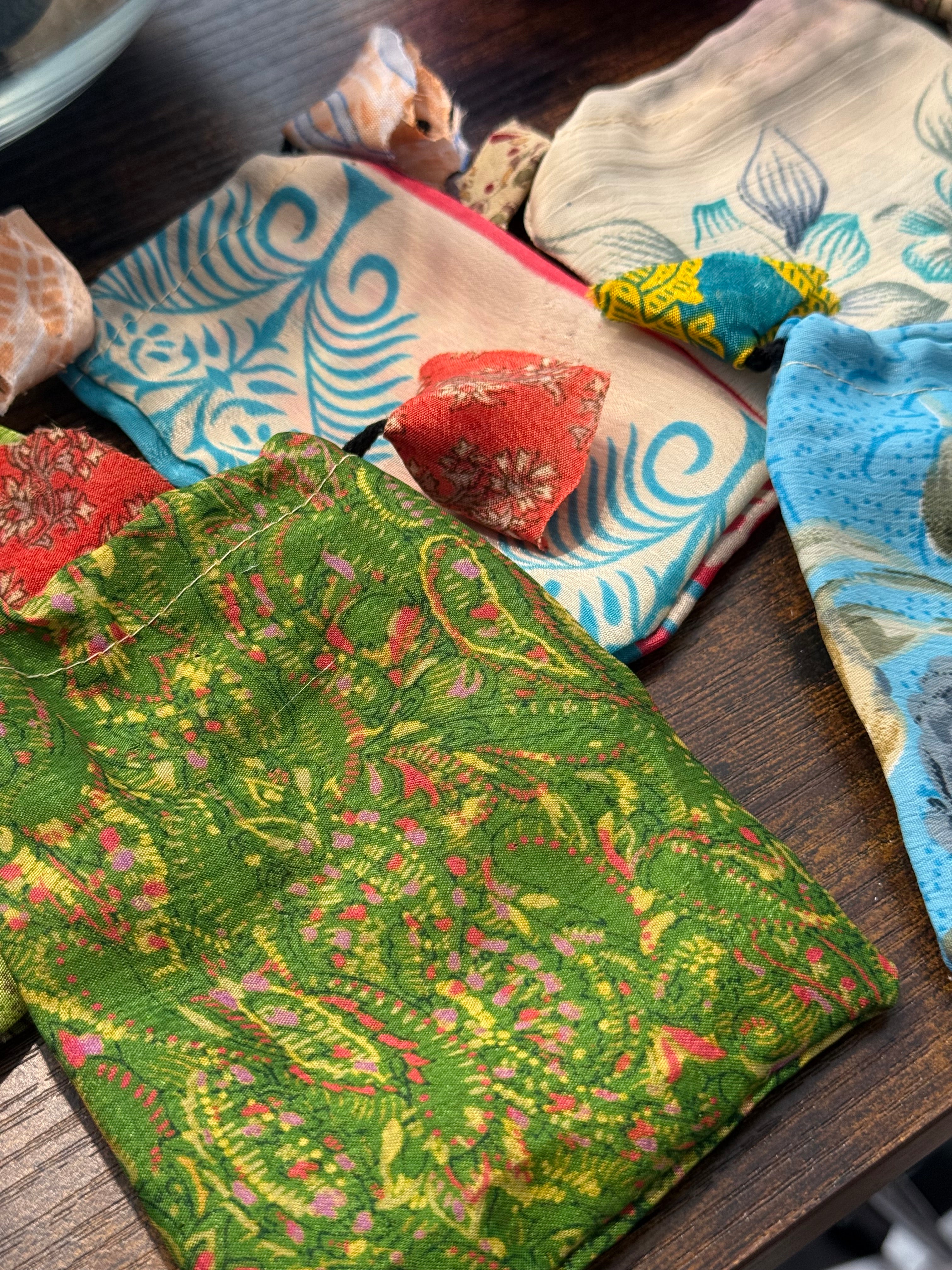 Confeti Mix Minerales | Tu oráculo cristal diario 💎✨