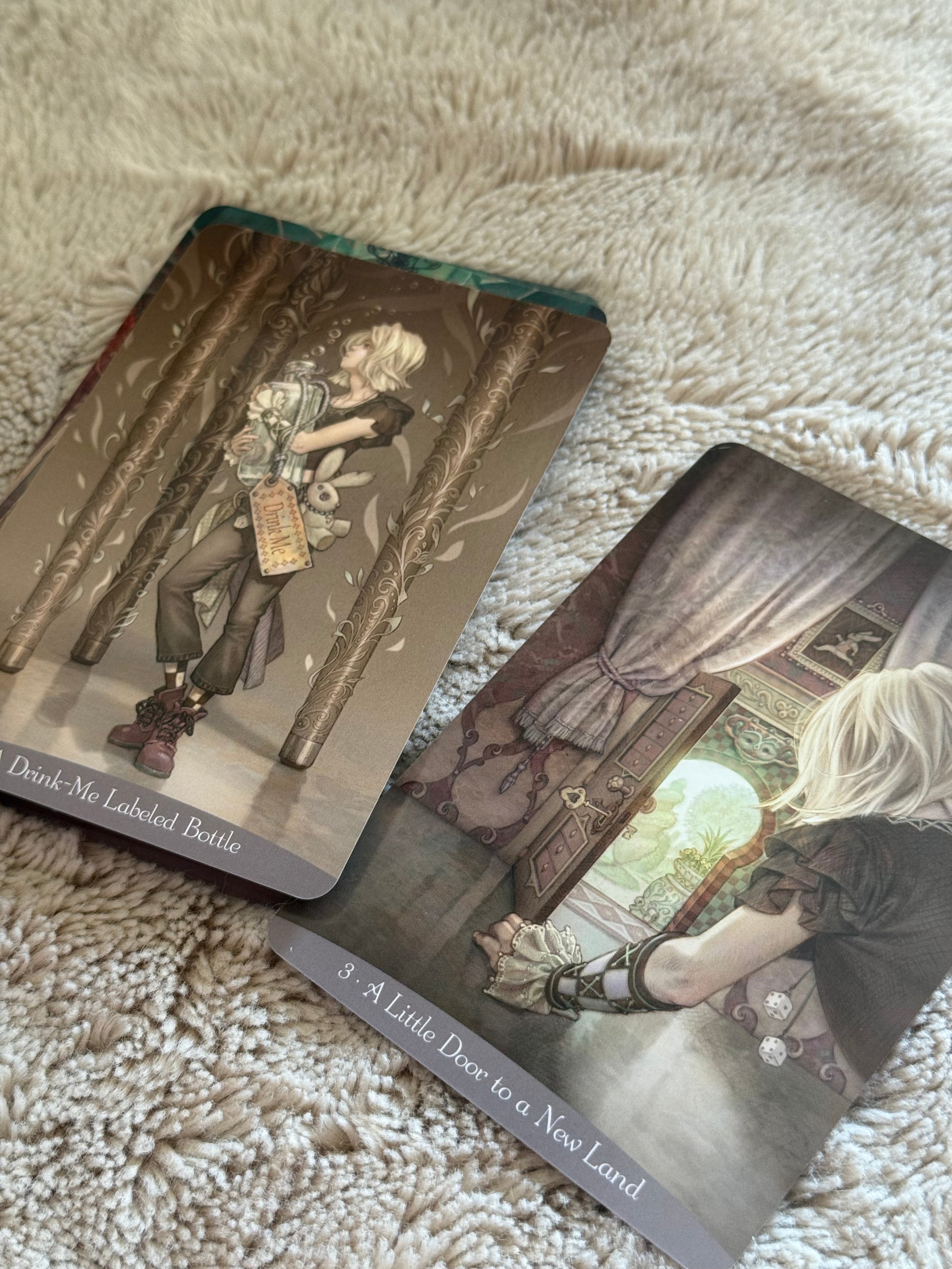 Oráculo Alicia en el País de las Maravillas | Libro en Español