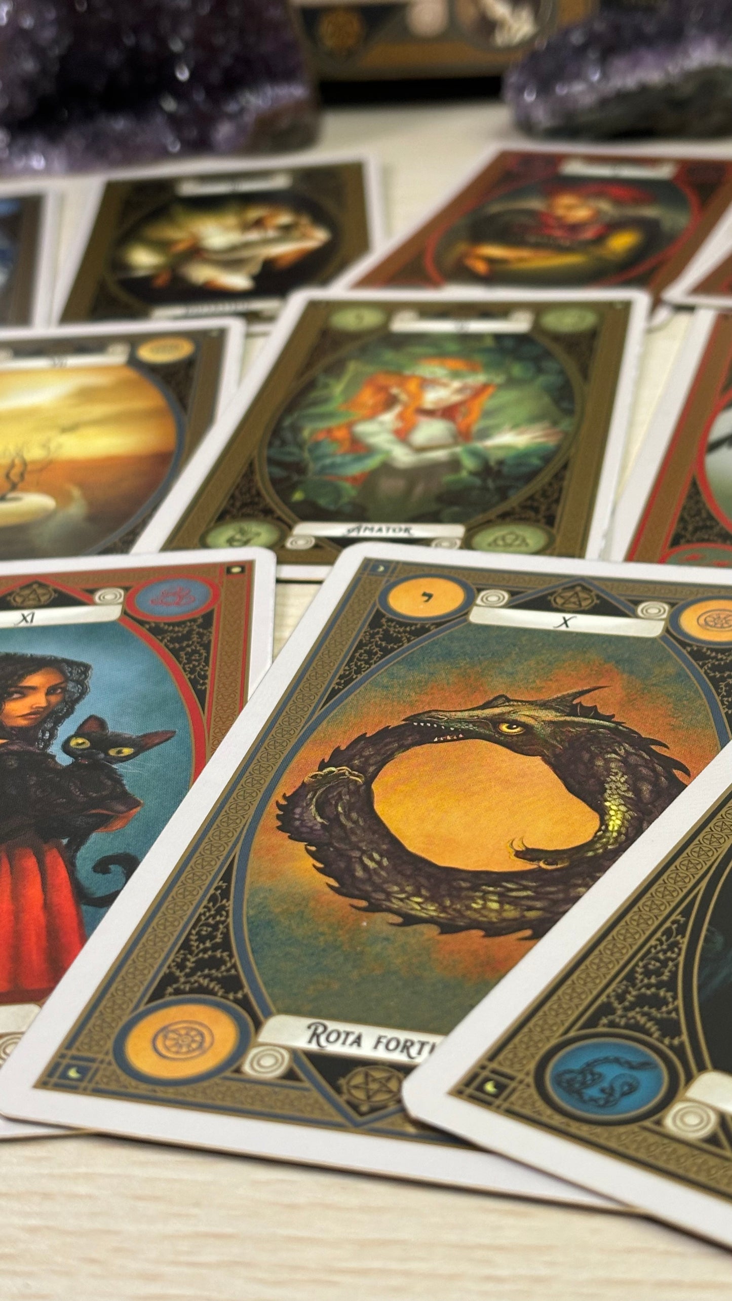 Tarot de las brujas y otras mujeres poderosas