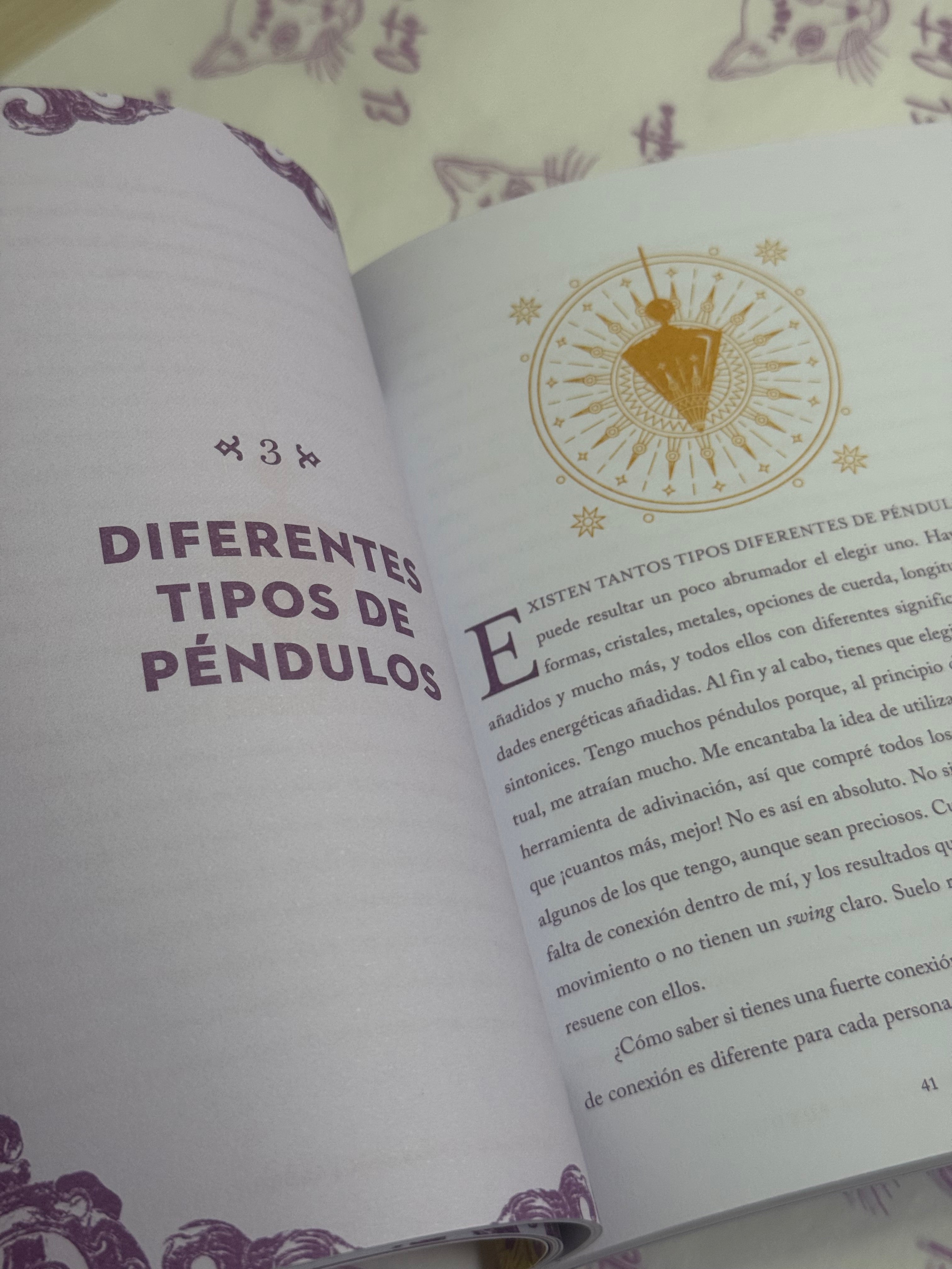 El pequeño libro de los Péndulos | Una introducción a la Adivinación con el Péndulo