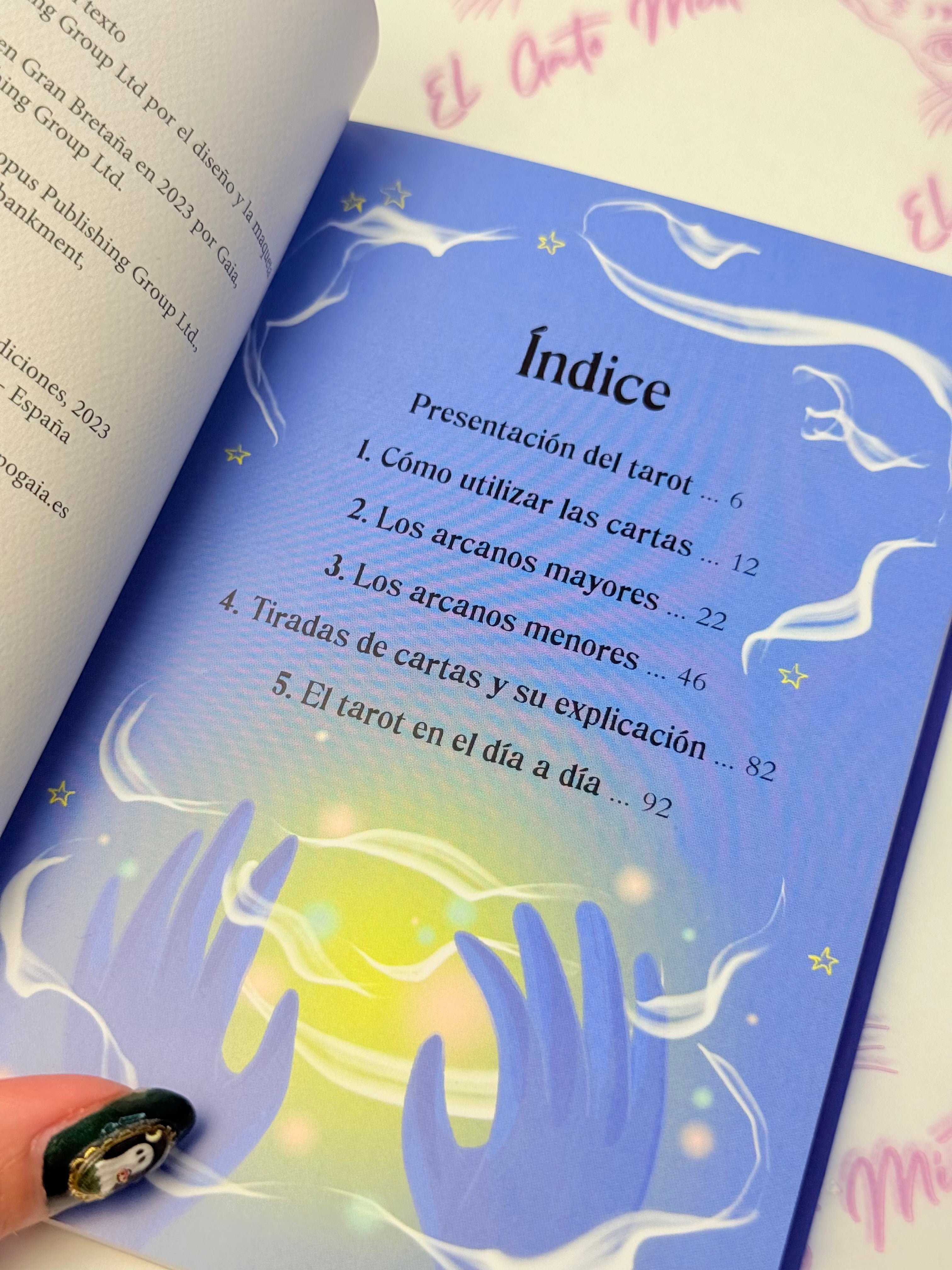 El pequeño libro del Tarot