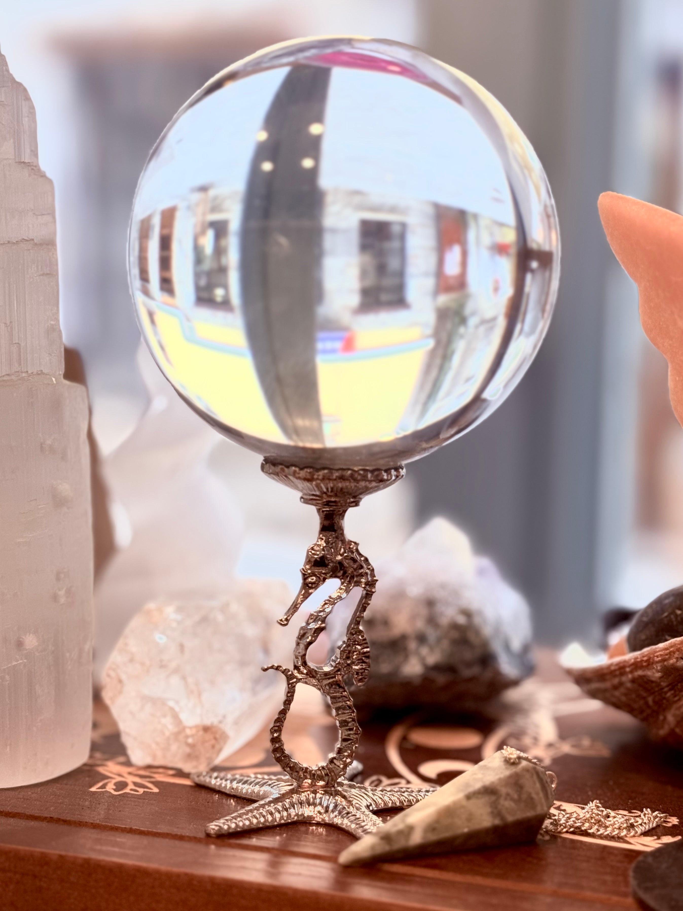 Peana metálica Susurro del Océano | Soporte para Esferas y Cristales