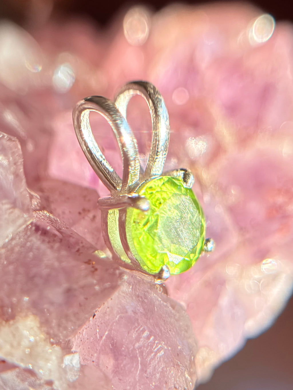 Colgante “Maeva” de Peridoto en Plata de Ley 925 | Abundancia y Éxito