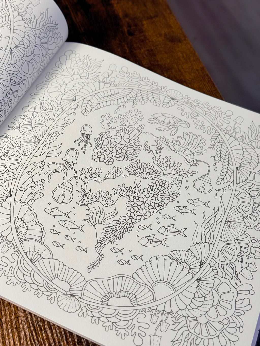 Mundos Mágicos: Una fantástica Aventura para colorear | Libro para adultos