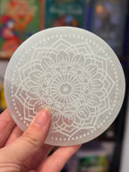 Placa de Selenita Mandala | 10cm