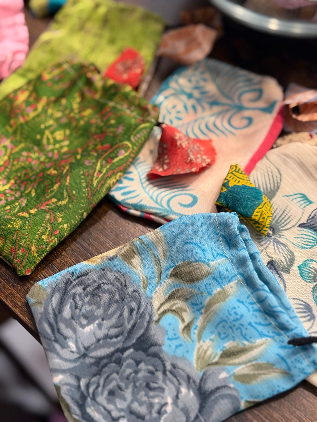 Confeti Mix Minerales | Tu oráculo cristal diario 💎✨