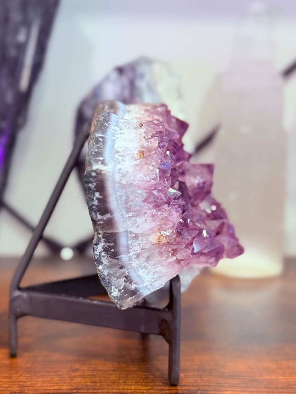 Drusa de Amatista de Brasil 500g con Soporte | Decoración y Energía