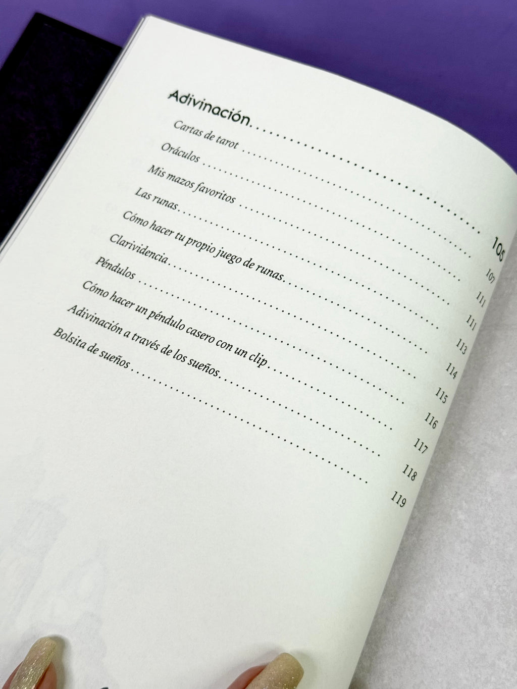 El Libro de las Sombras de la Bruja Ecléctica | Un Manual Mágico para la Práctica Diaria