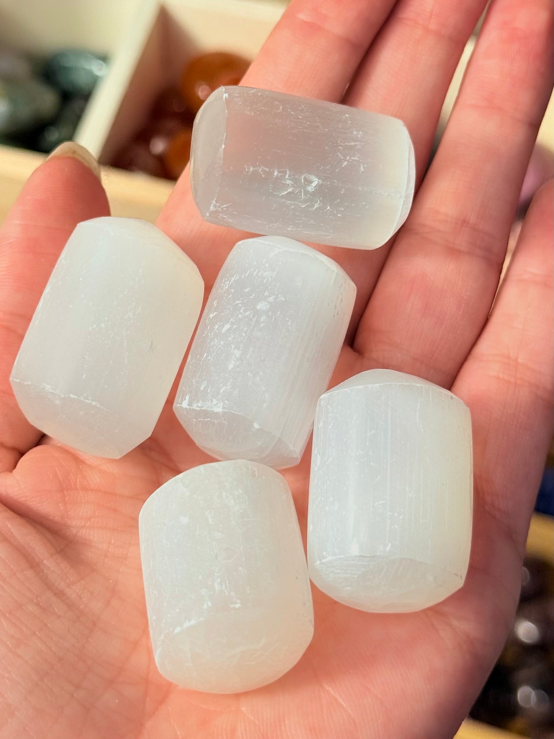 Rodados de Selenita calidad Extra | Luz, Purificación y Calma