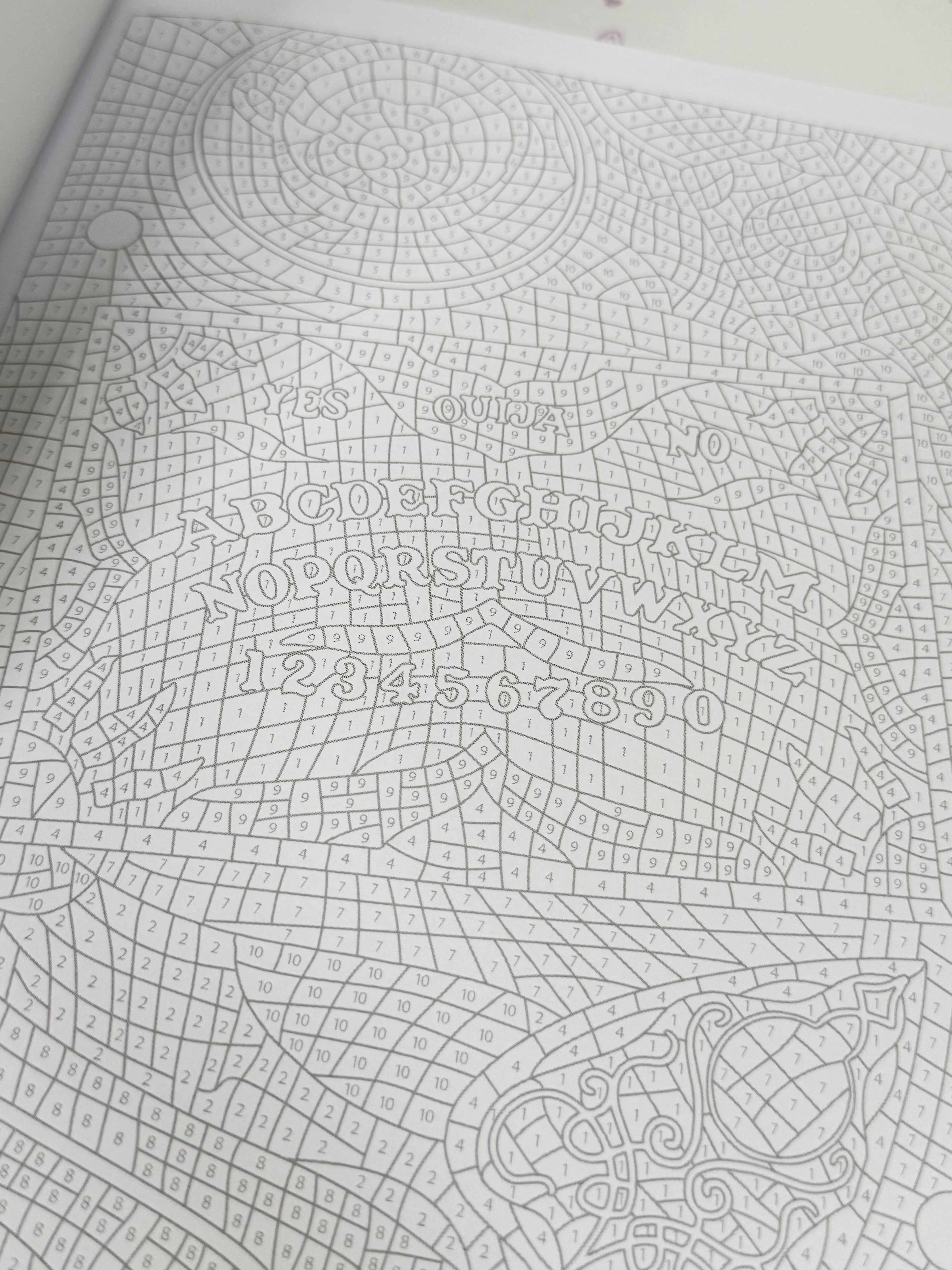 El Poder de las Brujas | 40 escenas misteriosas para colorear por números