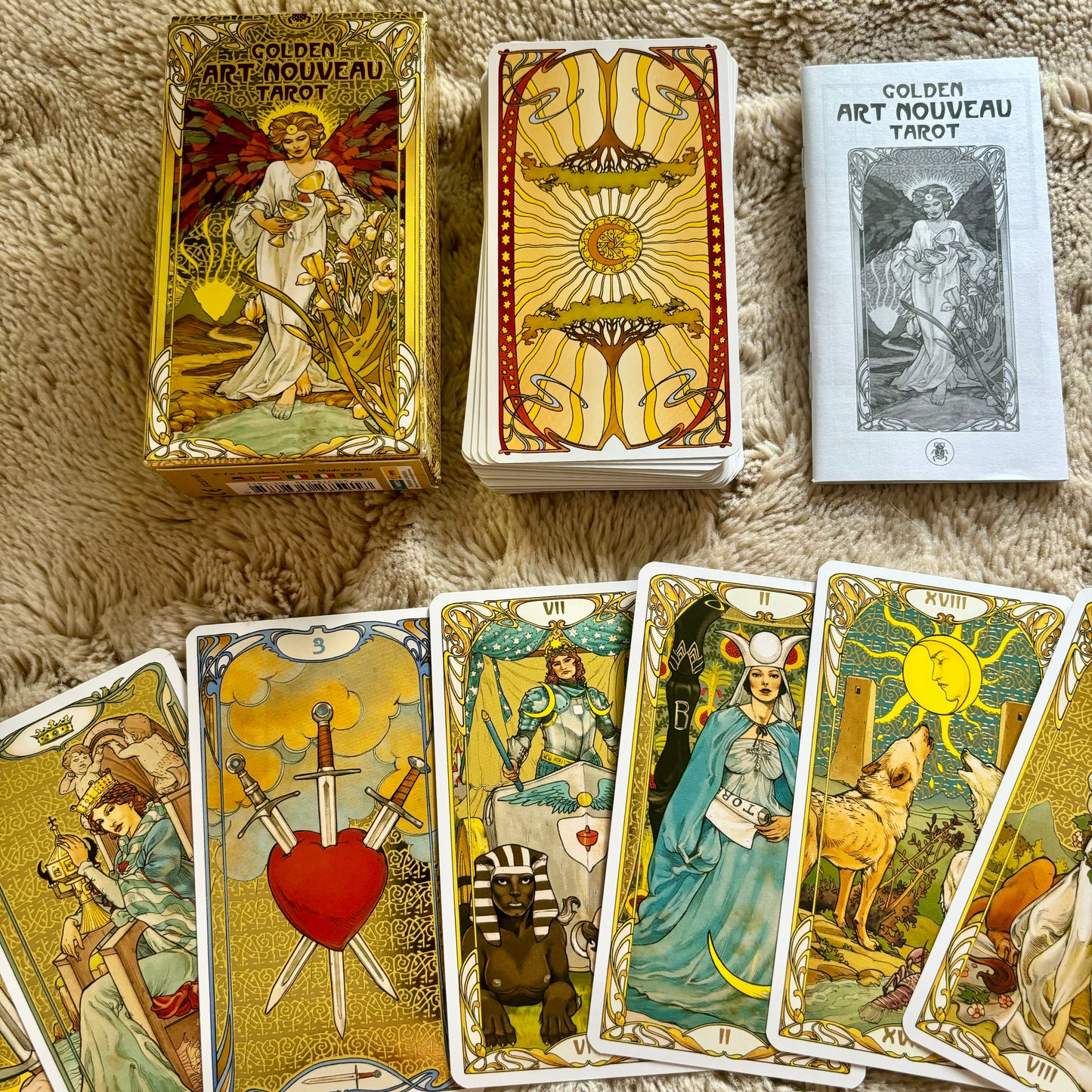 Golden Art Nouveau Tarot