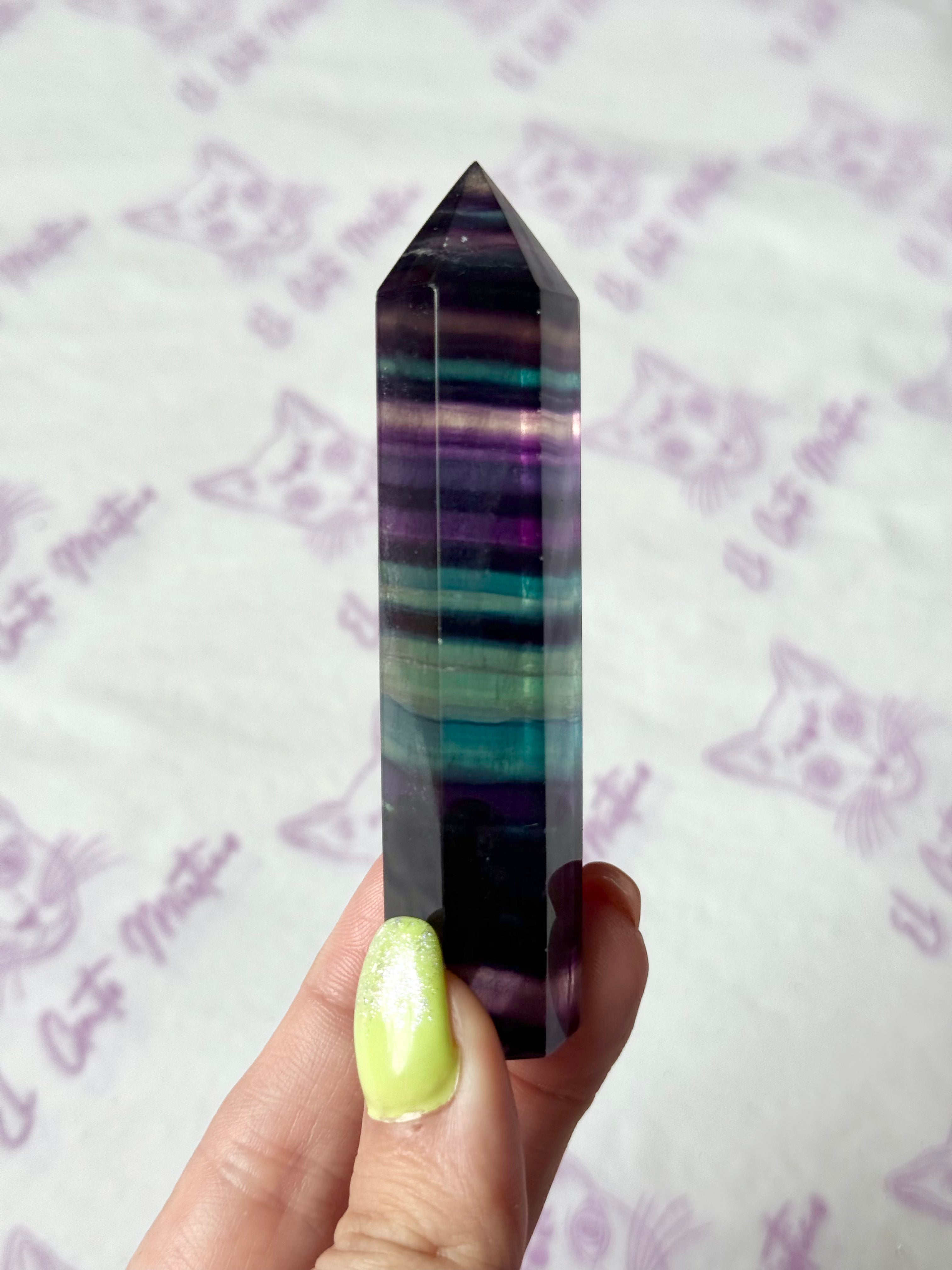 Puntas Pulidas de Fluorita Arco Iris | Protección, Claridad y Equilibrio