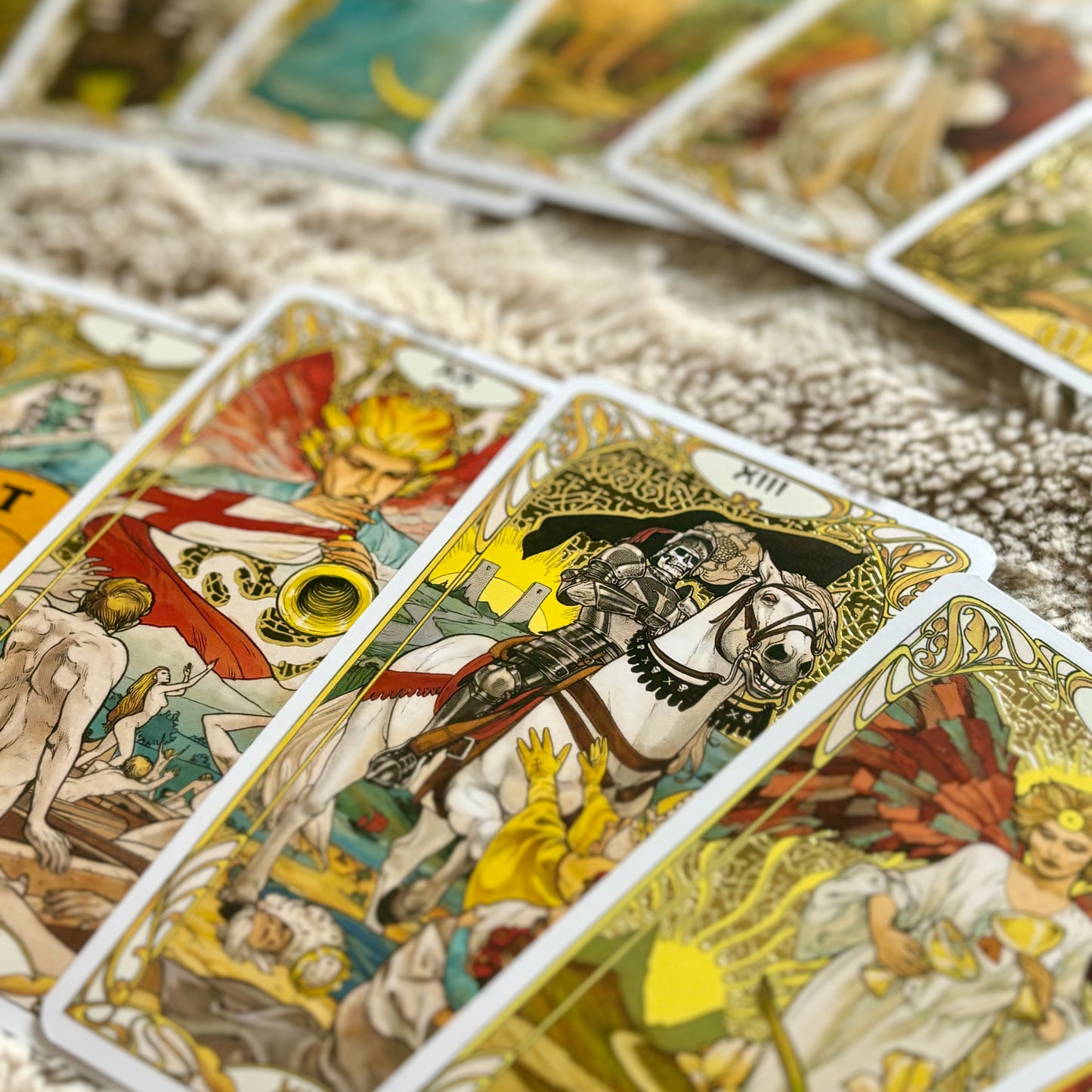 Golden Art Nouveau Tarot