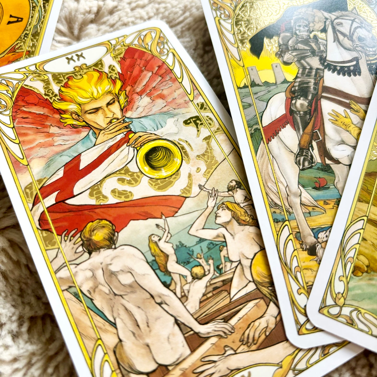 Golden Art Nouveau Tarot