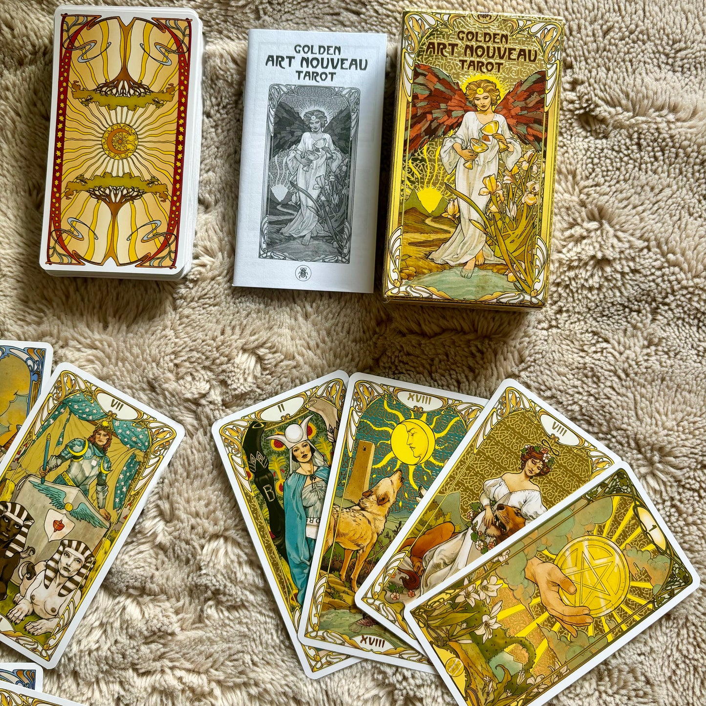 Golden Art Nouveau Tarot