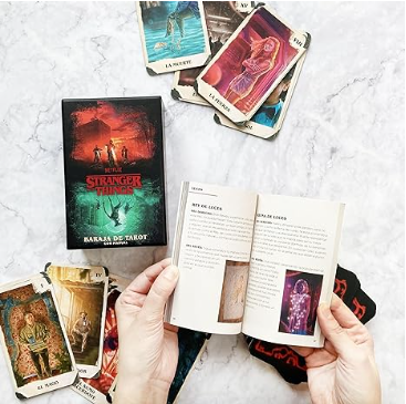 Tarot Stranger Things. Cartas + Guía